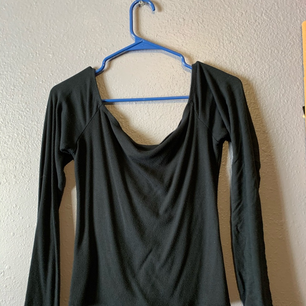 Navy blue off shoulder long sleeve crop top - Picture 2 of 4